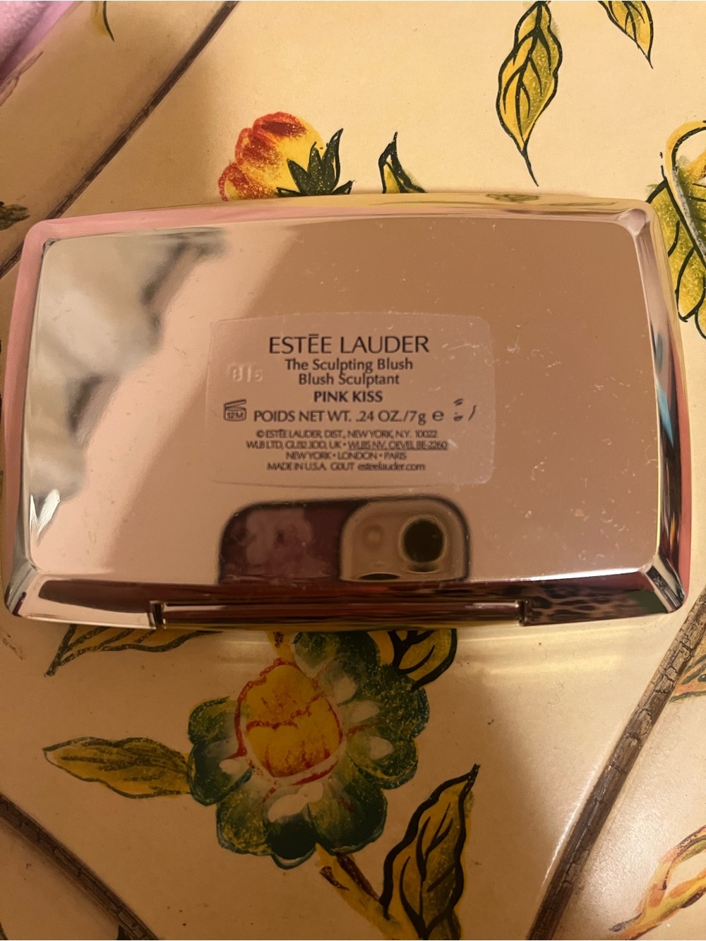 ESTEE LAUDER THE SCULPTING BLUSH PINK KISS - Picture 3 of 4